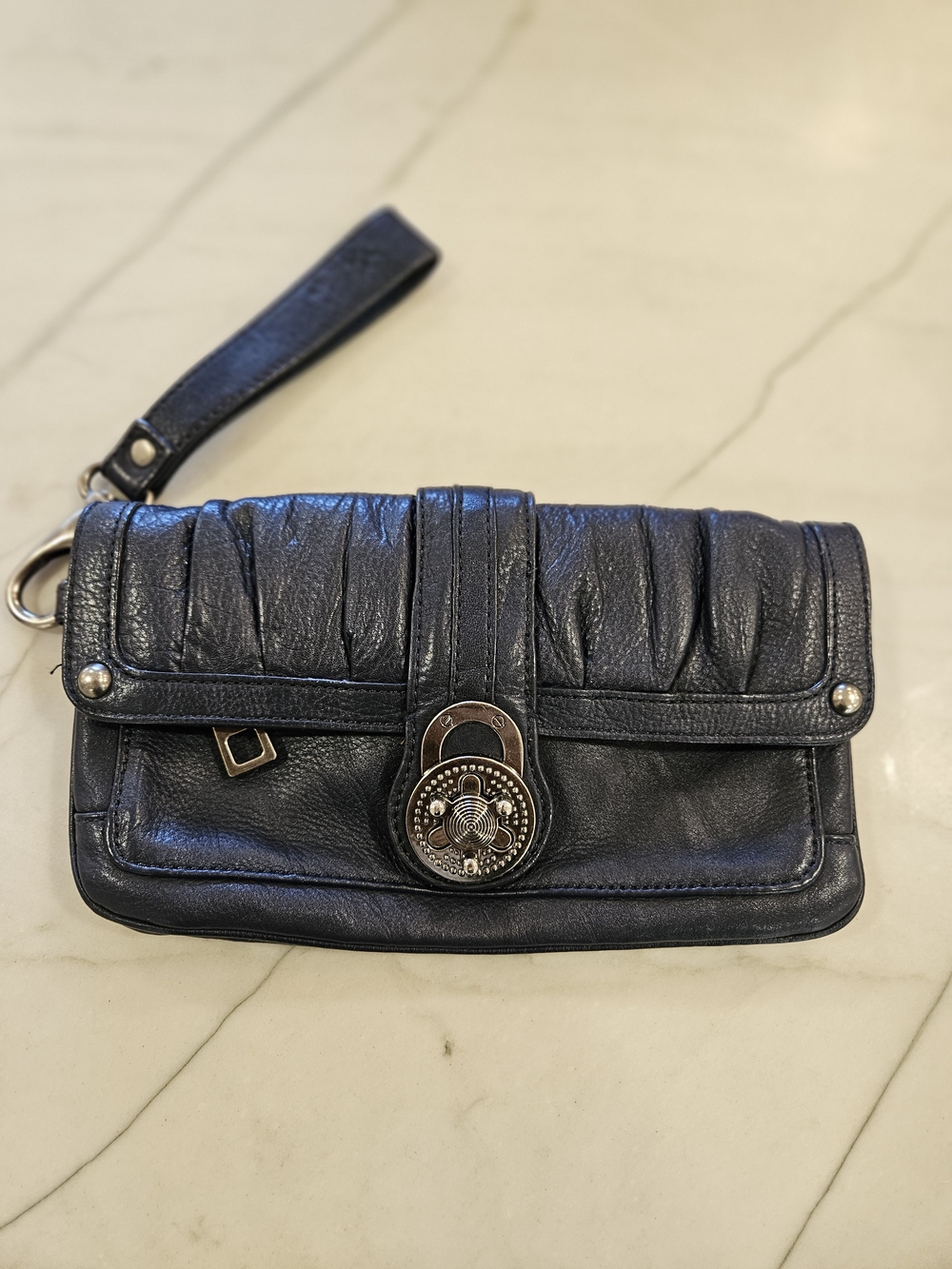 STEVEN by Steve Madden Navy Blue Leather Ruched Turn-Lock Wristlet Clutch